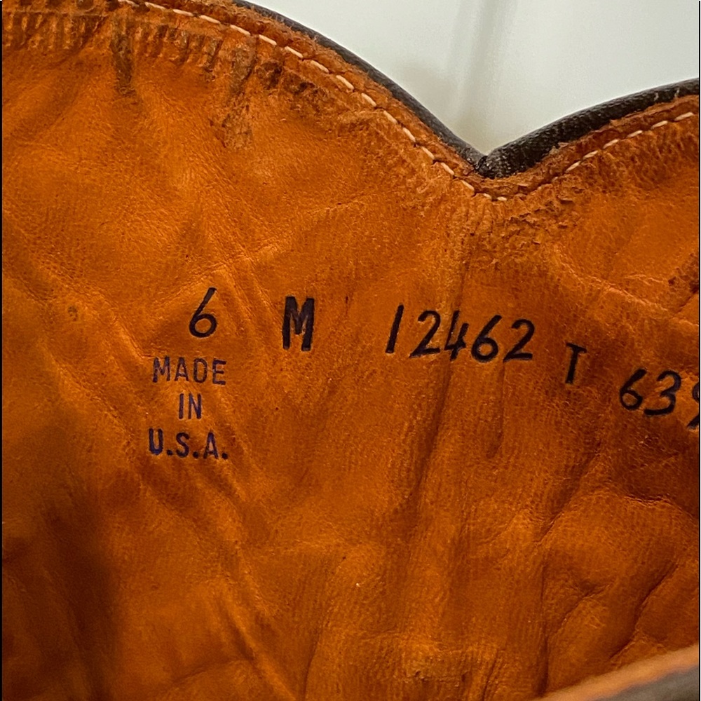 Unique Vintage Brown Threaded Wrangler Boot - Picture 10 of 13